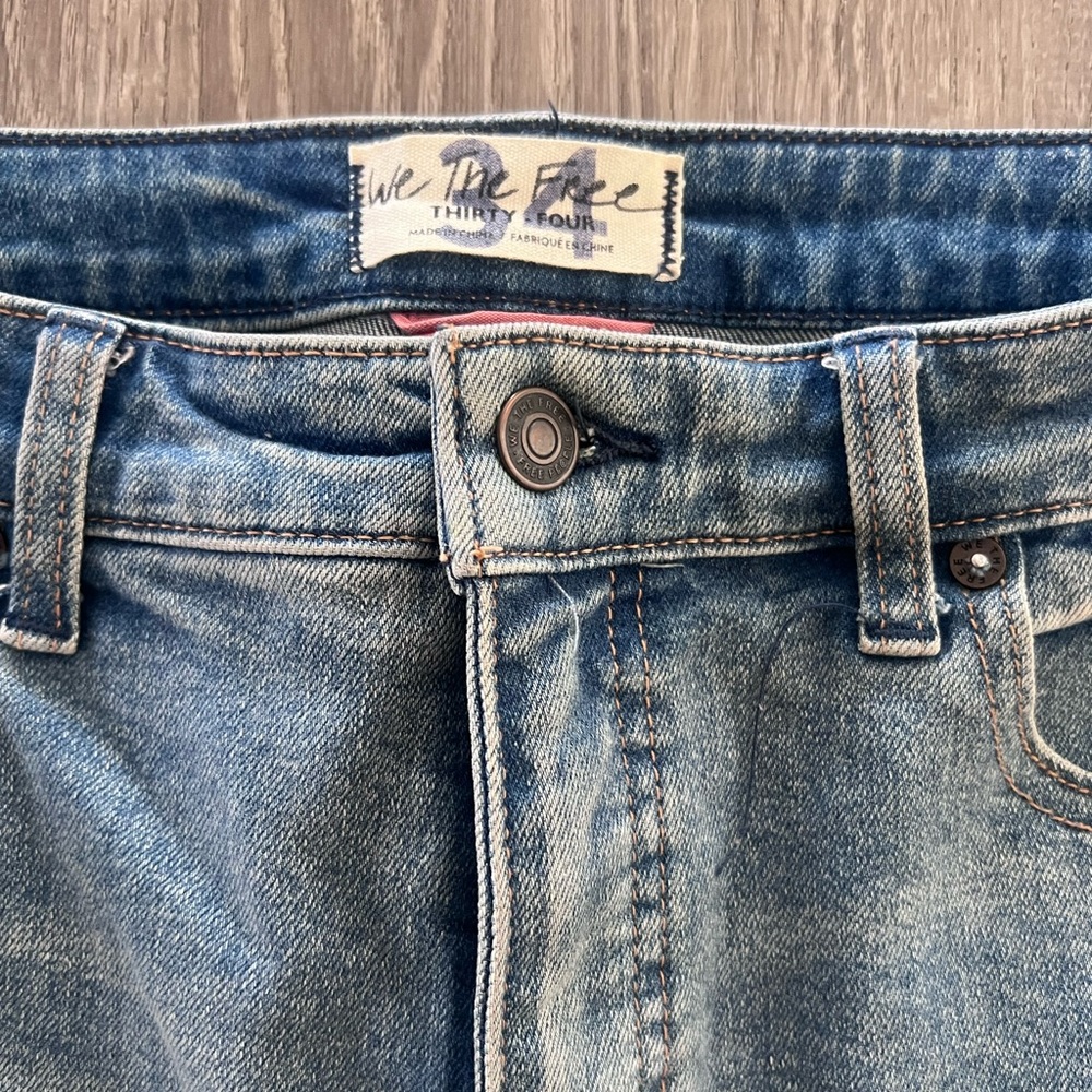 Women’s We The Free Blue Denim Jeans size 34